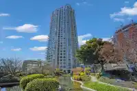 1707 1199 MARINASIDE CRESCENT - thumbnail 1
