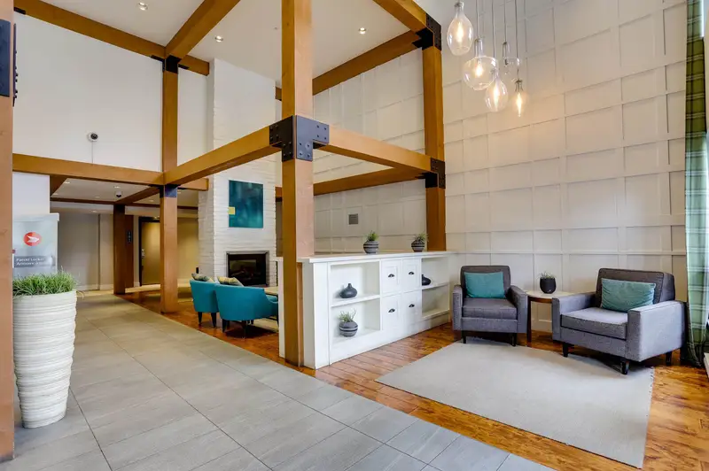 619 500 ROYAL AVENUE - photo 4 of 25