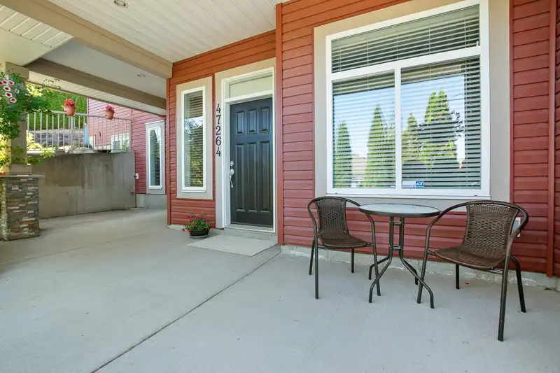 47264 VISTA PLACE - photo 2 of 35