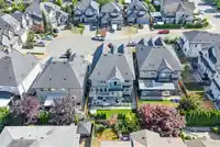 19675 70A AVENUE - thumbnail 4