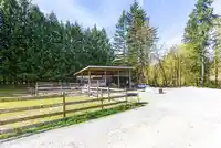 7025 HESSLEA CRESCENT - thumbnail 38