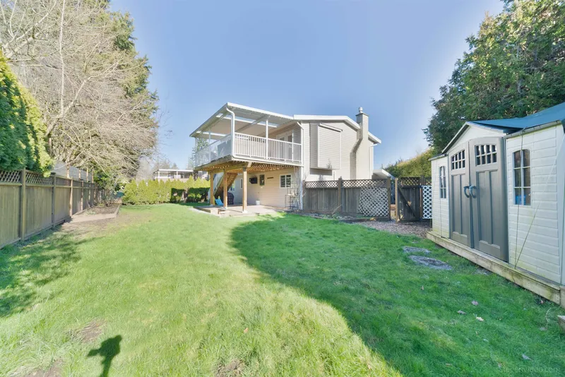 5003 205 STREET - photo 4 of 25