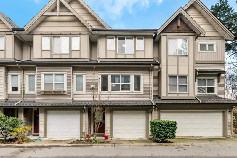 64 8737 161 STREET - photo 2 of 33