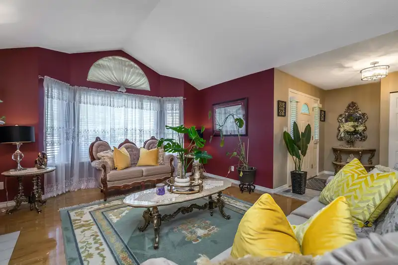 8660 162 STREET - photo 3 of 39
