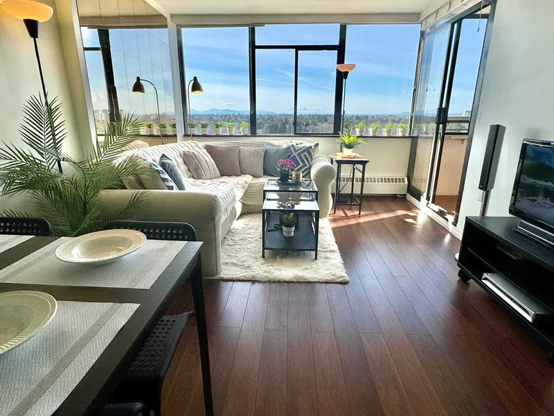 1408 6651 MINORU BOULEVARD - photo 1 of 25