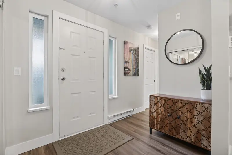 213 1189 WESTWOOD STREET - photo 4 of 25