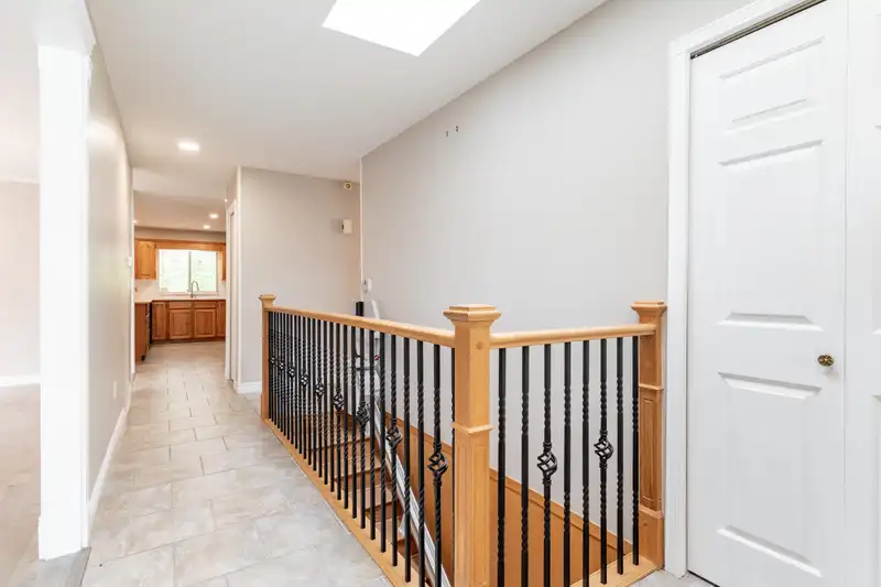 9142 212A PLACE - photo 2 of 39