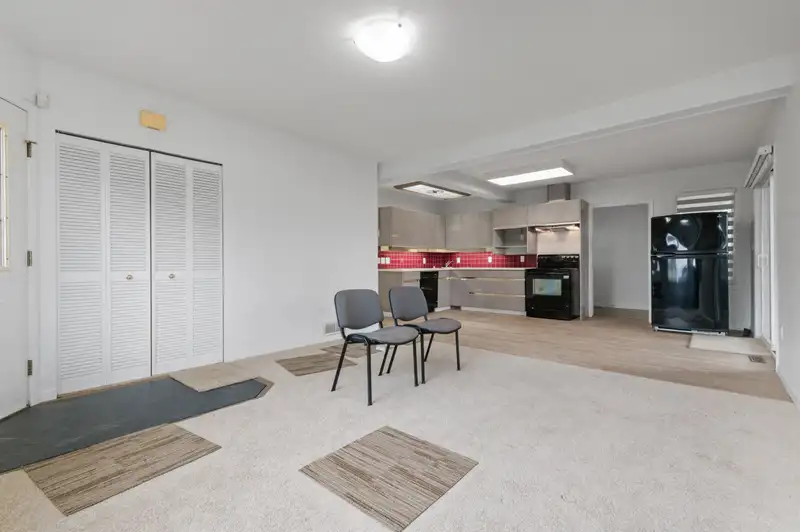 7526 LICKMAN ROAD - photo 3 of 40