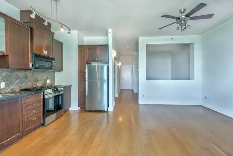 413 8988 HUDSON STREET - photo 1 of 24