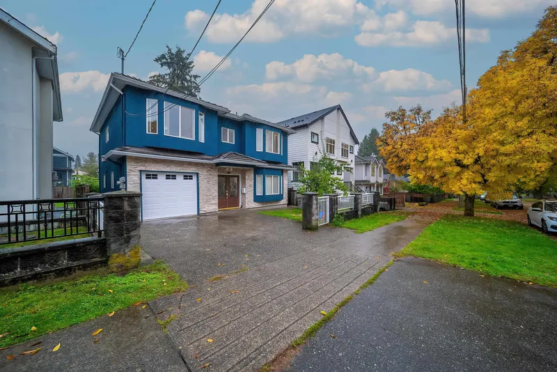 5174 ABERDEEN STREET - photo 4 of 25