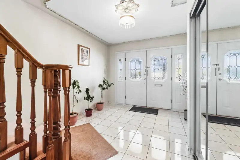 2168 E 27TH AVENUE - photo 3 of 40
