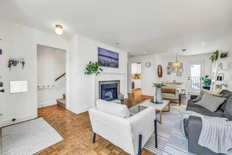 1361 W 7TH AVENUE - photo 3 of 38