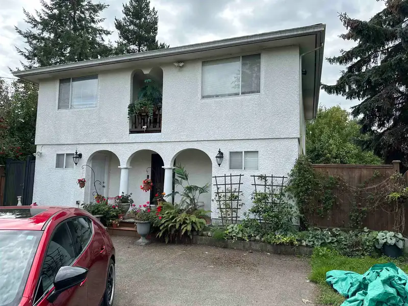 11520 GRANVILLE AVENUE - photo 1 of 9