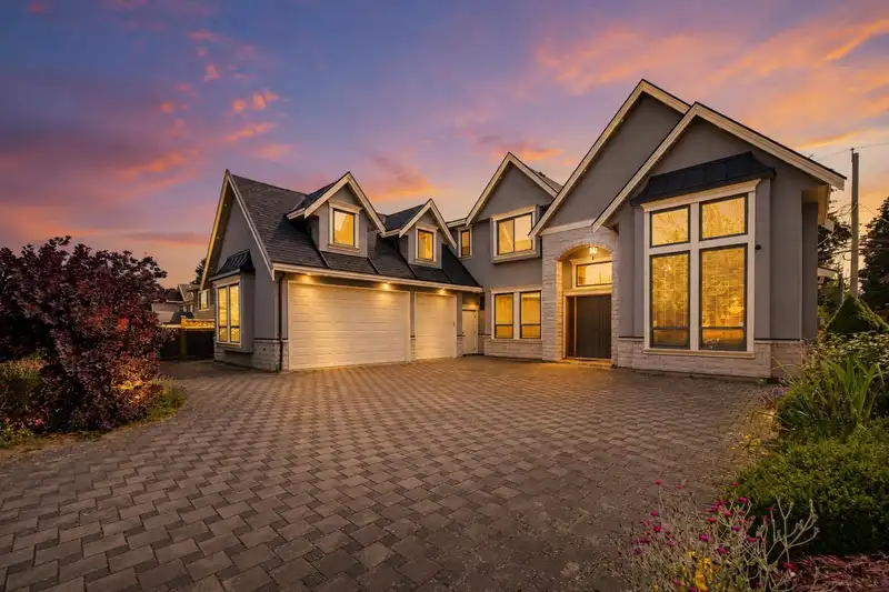10480 SHELL ROAD - photo 1 of 32