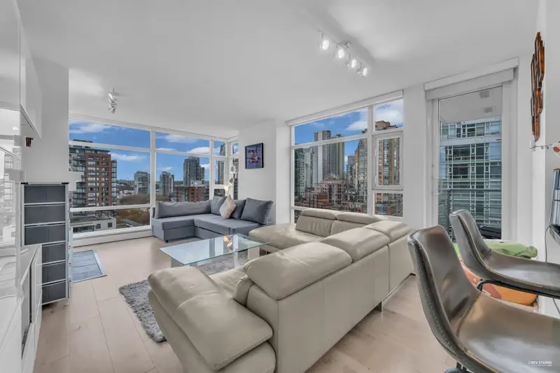 1506 1199 MARINASIDE CRESCENT - photo 4 of 25