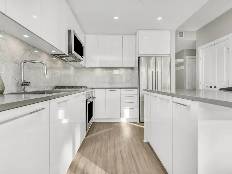 513 2651 LIBRARY LANE - photo 2 of 28