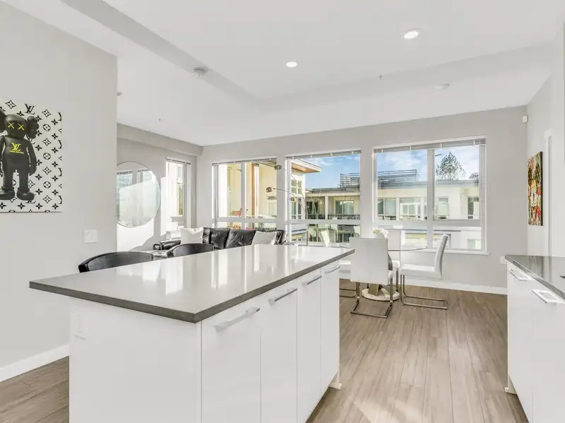 513 2651 LIBRARY LANE - photo 3 of 28