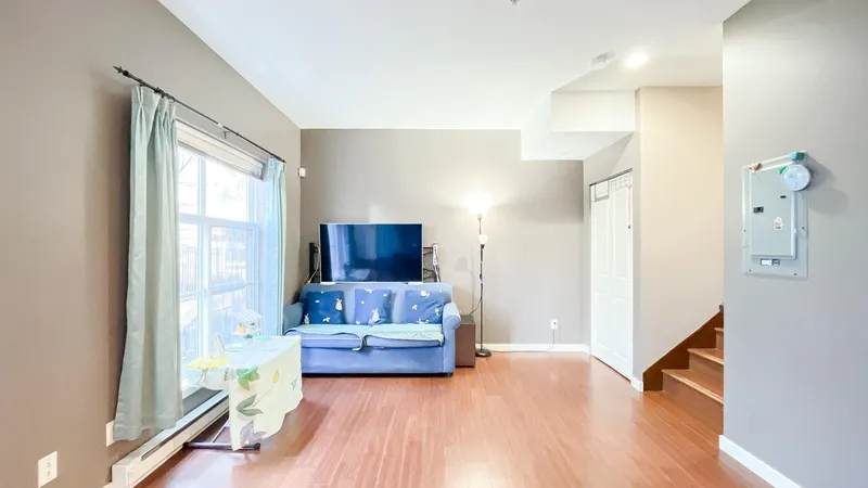 215 4155 CENTRAL BOULEVARD - photo 4 of 25