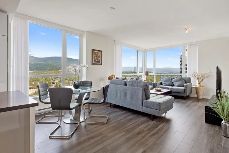 2301 3096 WINDSOR GATE - photo 1 of 25