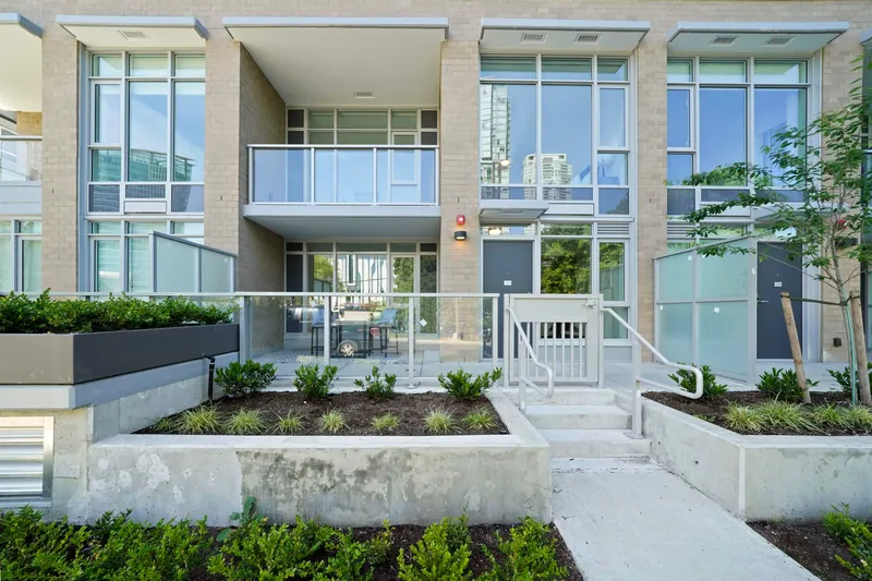 8 13350 CENTRAL AVENUE - photo 1 of 25