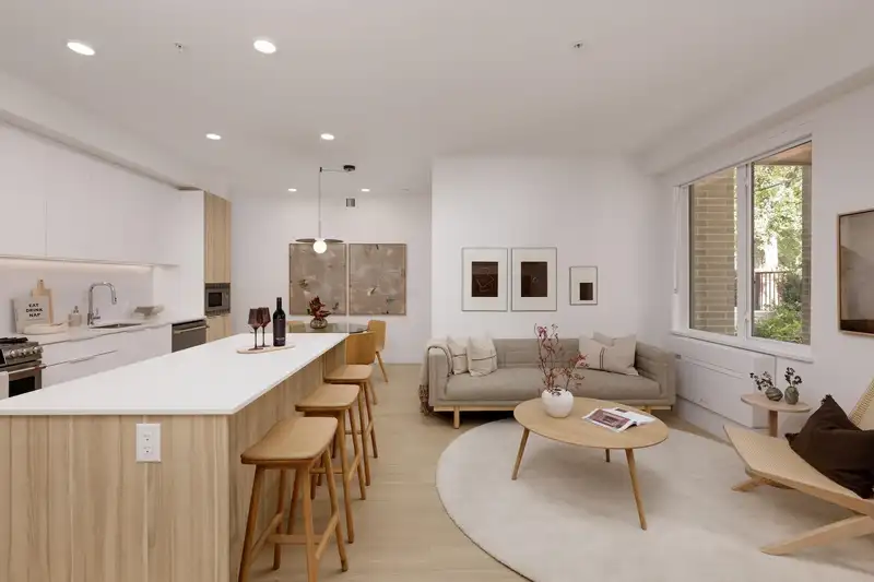 408 2450 GARDEN DRIVE - photo 3 of 32