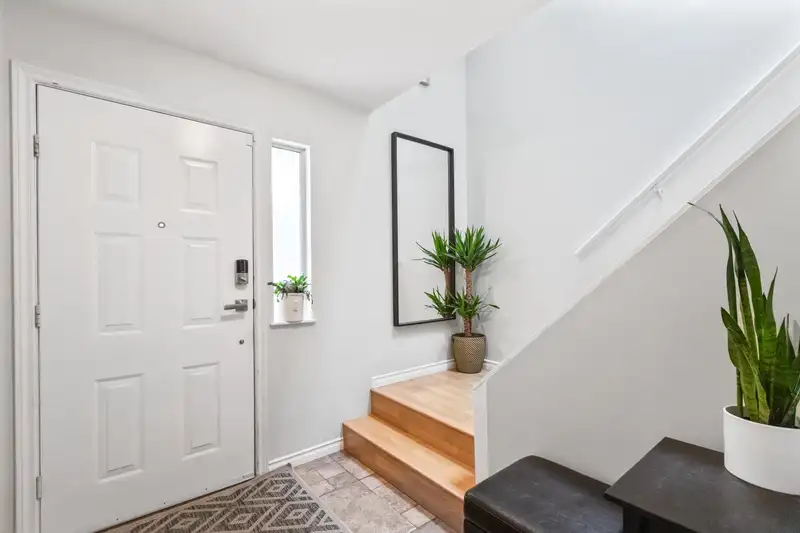 2024 LEGGATT PLACE - photo 2 of 40