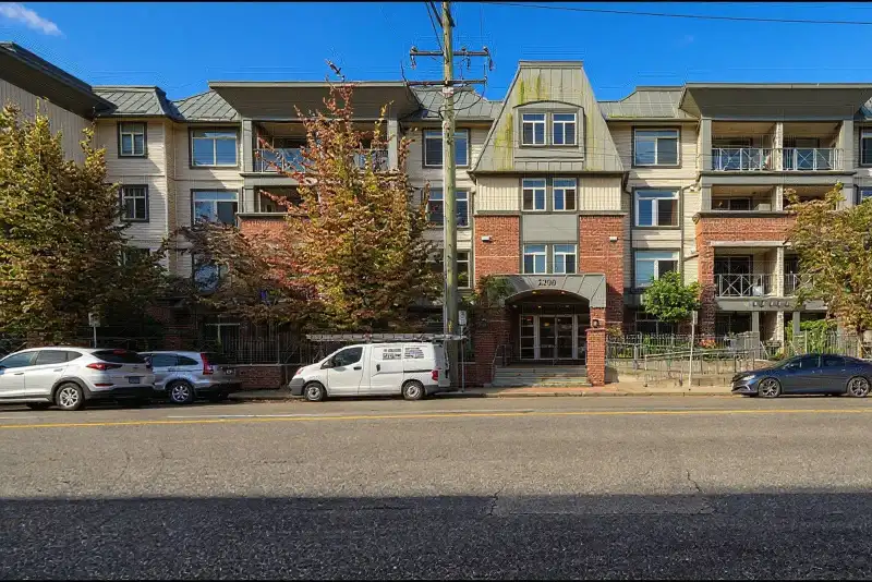408 2330 WILSON AVENUE - photo 1 of 30