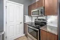 408 2330 WILSON AVENUE - thumbnail 14