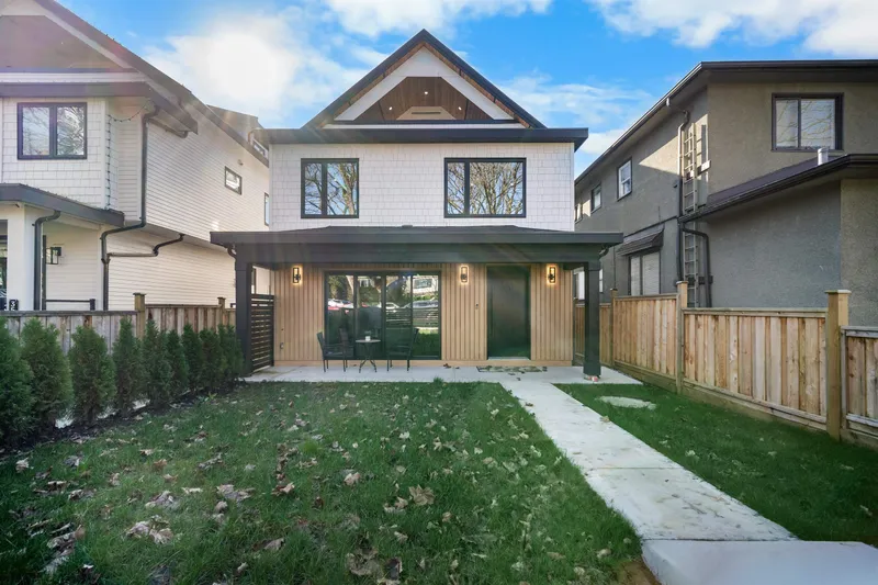 1 3576 E PENDER STREET - photo 2 of 25