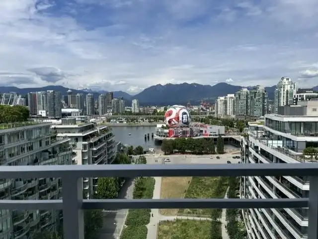 1606 1708 ONTARIO STREET - photo 1 of 12