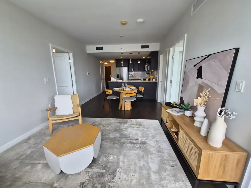 1606 1708 ONTARIO STREET - photo 3 of 12