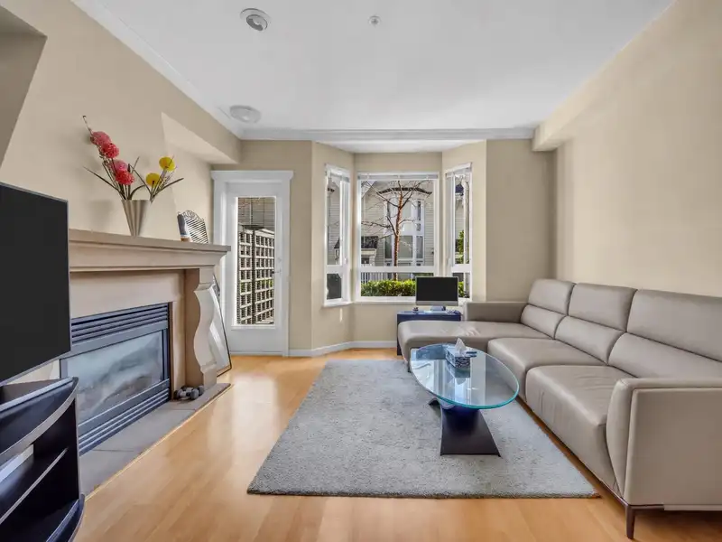 6190 CAMBIE STREET - photo 3 of 21