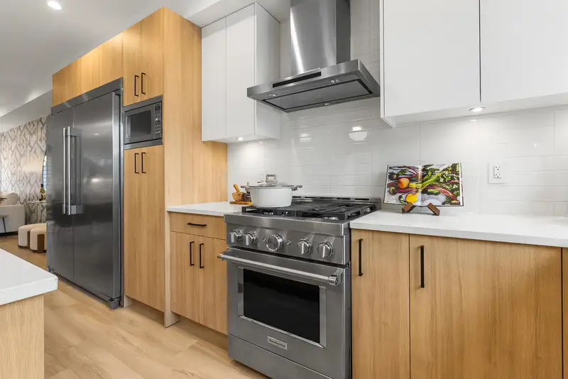 7 17538 100 AVENUE - photo 4 of 19