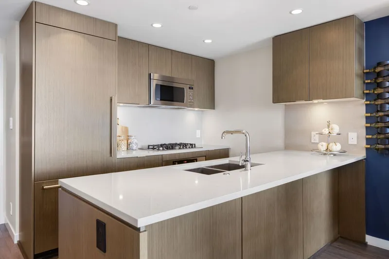 1703 125 E 14TH STREET - photo 3 of 23