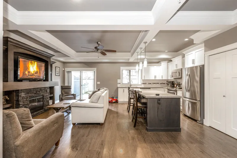 30 19095 MITCHELL ROAD - photo 2 of 25