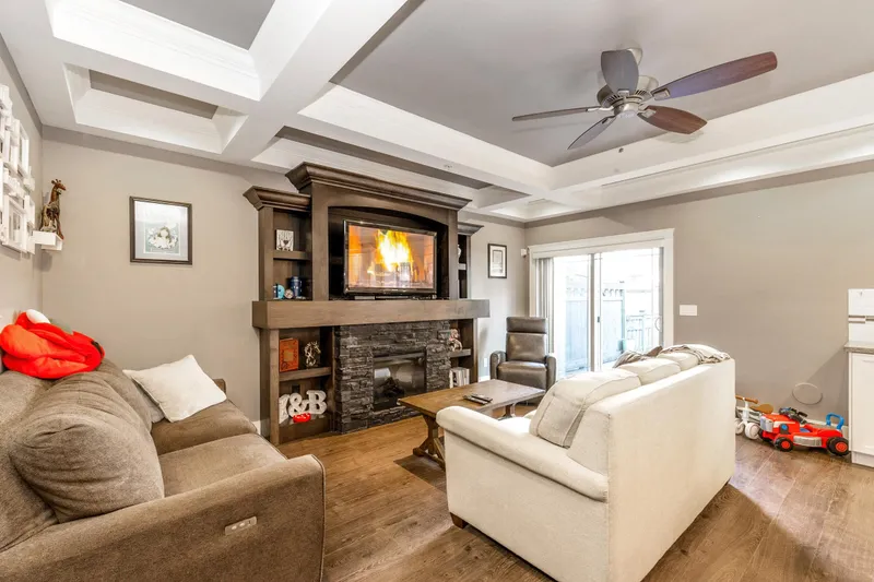 30 19095 MITCHELL ROAD - photo 3 of 25