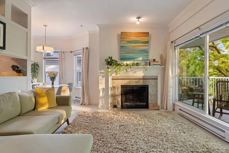 307 2256 W 7TH AVENUE - photo 2 of 30
