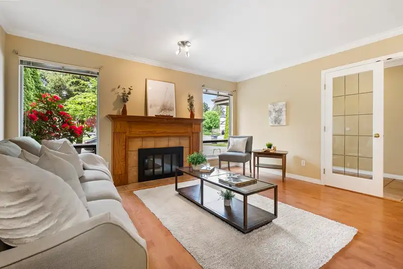 8068 161A STREET - photo 3 of 40