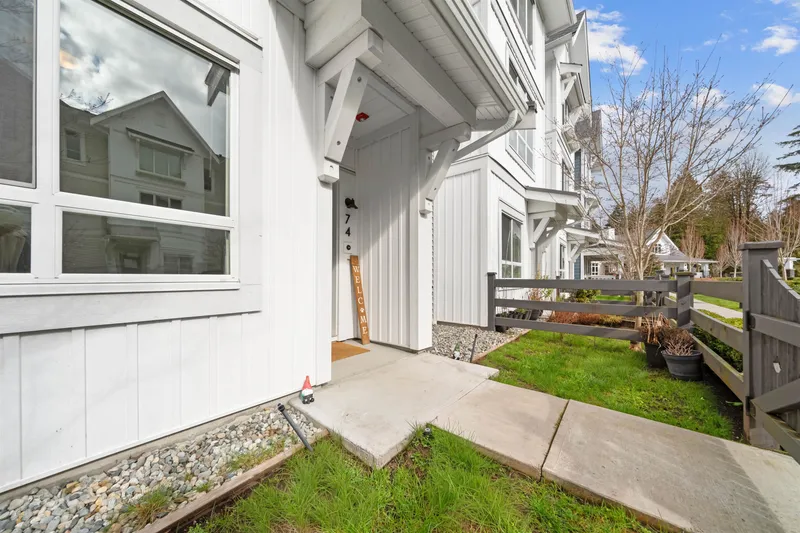 74 8335 NELSON STREET - photo 4 of 25