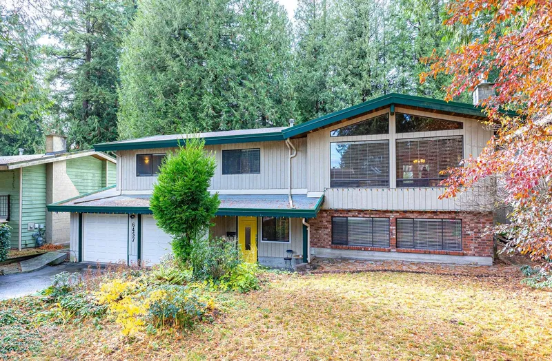 6457 SUMMIT CRESCENT - photo 3 of 25