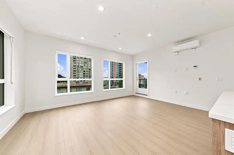 229 82 FIRST STREET - photo 2 of 36