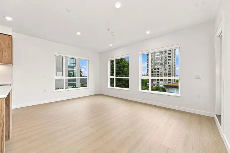 229 82 FIRST STREET - photo 3 of 36
