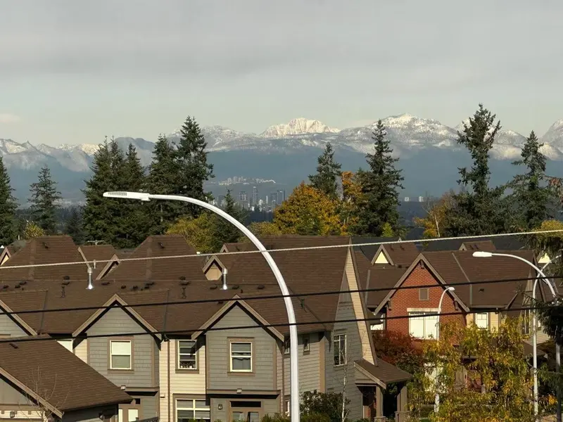 7 2350 165 STREET - photo 4 of 16