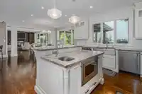 2638 QUEENS AVENUE - thumbnail 12