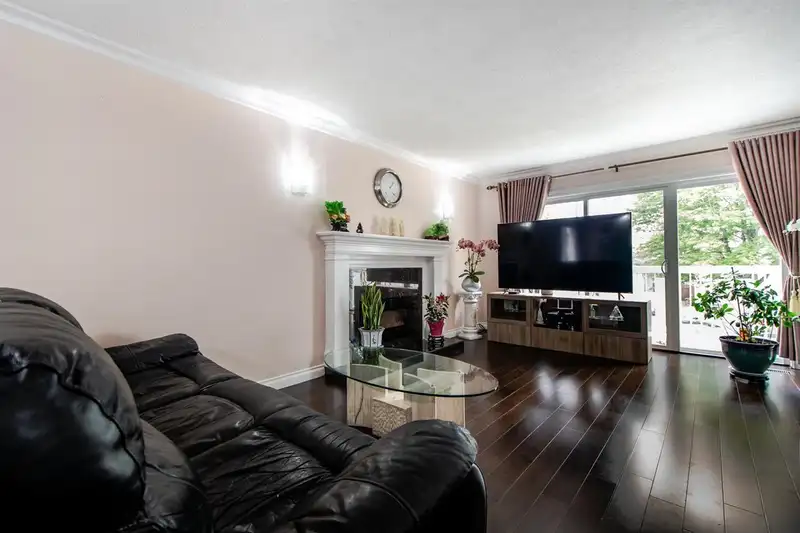 5756 ST. MARGARETS STREET - photo 2 of 9