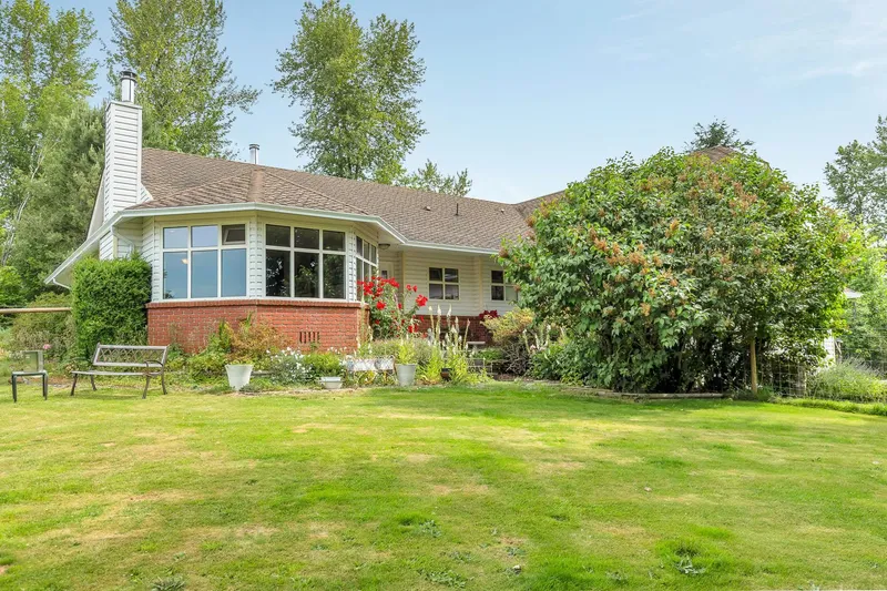 33470 IHLES AVENUE - photo 4 of 25