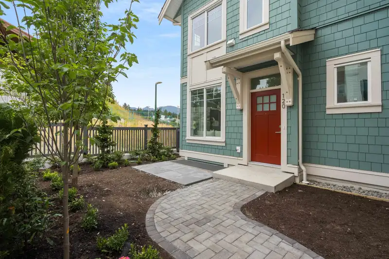 115 1301 BREWSTER DRIVE - photo 3 of 15