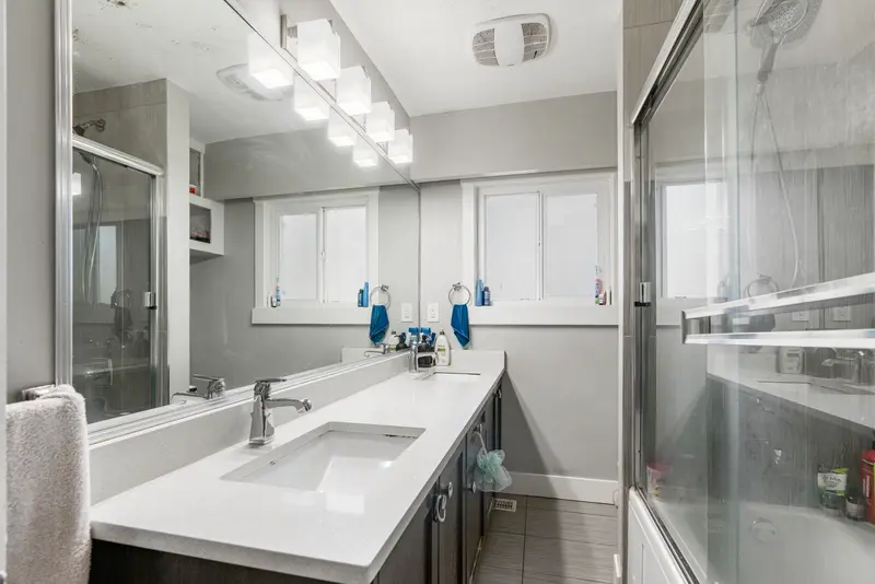 12847 106 AVENUE - photo 1 of 25