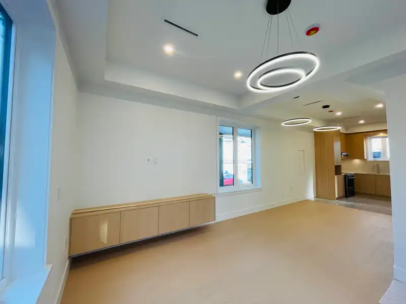 2450 HARRISON DRIVE - photo 4 of 17