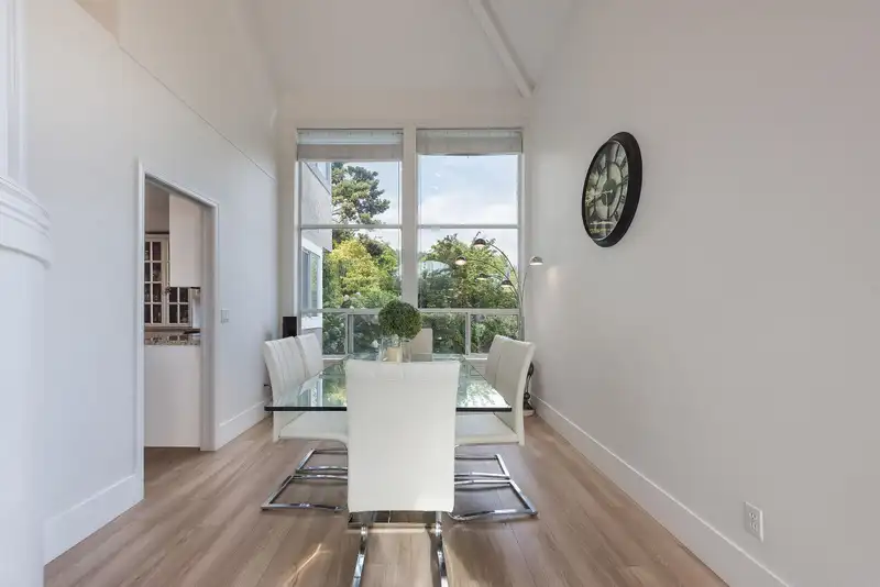 1545 SALAL CRESCENT - photo 3 of 36